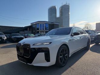 bmw m760e xdrive m sportpaket pro **automatska vrata**novo**, 2025 god.