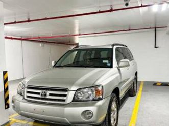 2004 toyota highlander v6 – 3rd row – low miles (120k) – carfax avail