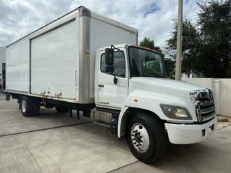 2016 hino 258 20 ft box liftgate