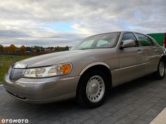 lincoln town car 4.6 executive