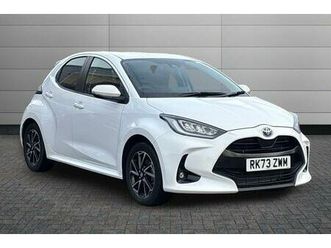 toyota yaris design hatchback's 1.5 vvt-h design e-cvt euro 6 (start/stop) 5dr