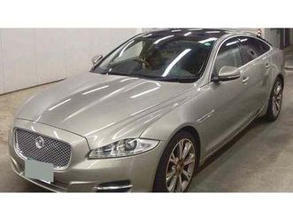 2014 jaguar xj beige automatique, 7+ vitesses conduite à...