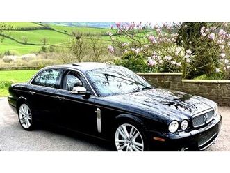 a very rare 2008/58 xj 4.2 v8 portfolio petrol x358 model a vendre