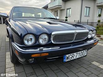jaguar daimler 8