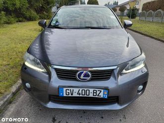 lexus ct