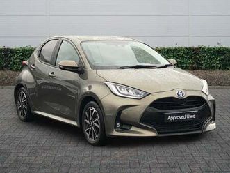 2022-toyota-yaris-1-5-hybrid-design-5dr-cvt-hatchback-petrol-electric-automatic
