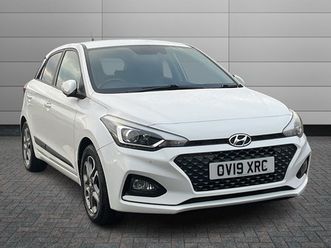 hyundai i20 1.2 mpi premium nav 5dr hatchback