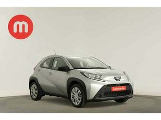 toyota aygo aygo 1.0 x-play