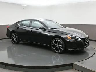 2025 nissan altima sr awd blind-spot monitoring system, lane dep