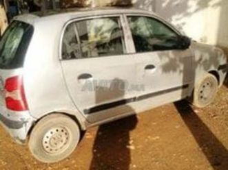 hyundai modèle 2006, agence, taxe 350 dirhams