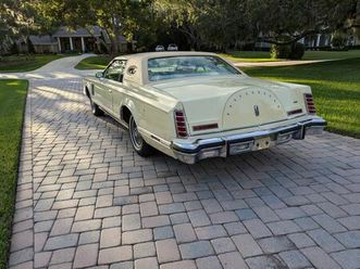 lincoln continental mark v