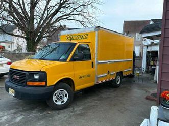 2015 gmc savana cutaway 2500 van