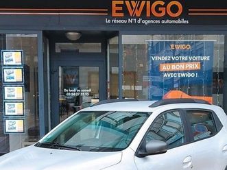 dacia spring electric 45ch 27.4kwh expression bva camera gps entretien