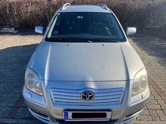toyota avensis 2.0
