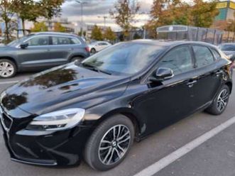 volvo v40 t3 momentum