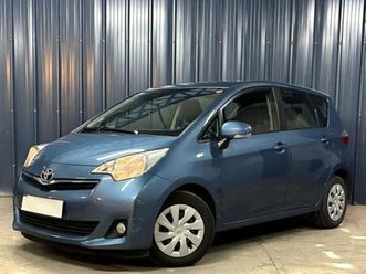 toyota verso verso-s 100ch garantie 1 an caméra de recul système navigation