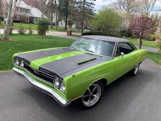 video 1969 plymouth gtx, lime green, 512ci & matching 440 engine, mint