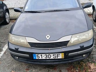 RENAULT LAGUNA renault-laguna-5portas-agosto-01