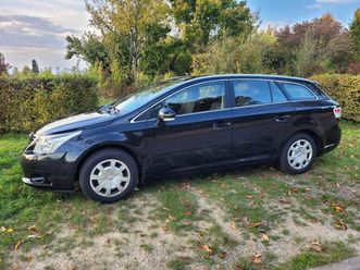 toyota avensis combi sol 1.8 sol tüv 04/2027