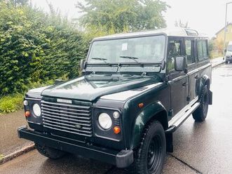 land rover defender 110 td5