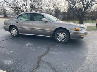 2001 buick lesabre custom (low miles/good condition)