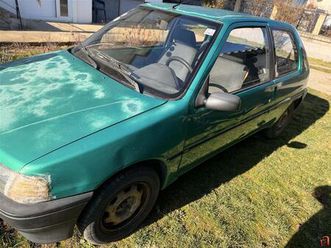 се продава пежо 106