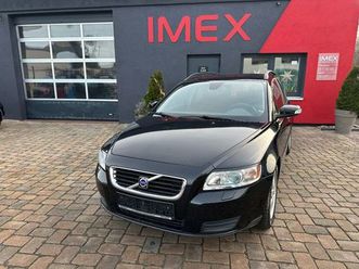 volvo v50 2.0 d kinetic 136 ps autom. navi
