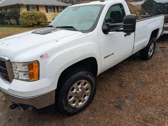 2013 gmc seirra 3500 wt 4x4 reg cab 8ft box