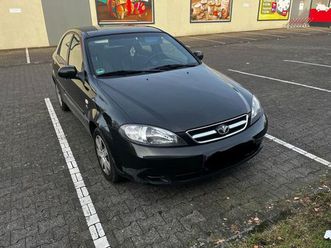 daewoo lacetti 1.6 schwarz 2006 – nur 148.090 km, aus rentnerhand
