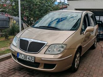 lancia phedra 2.2 jtd - 6 sitzer