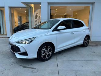 mg3 1.5 fhev luxury 194 cv c.automatico navi camera 360