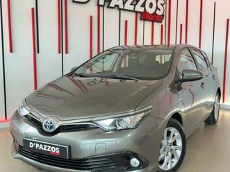 toyota auris hybrid 140h active business plus