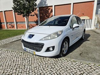peugeot 207 1.4 16v sport novembro/10