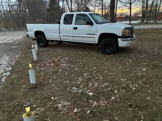 2004 gmc three-quarter ton