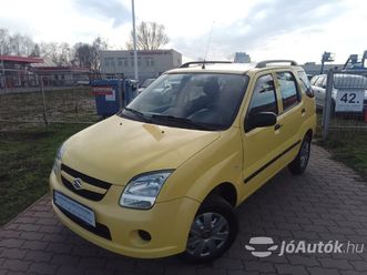 525d aut., 5 ajtó, 6 fokozatú tiptronik váltó