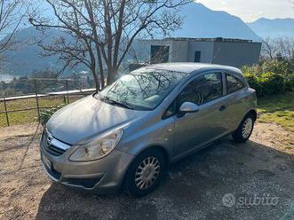opel corsa 1.0 benzina, anno 2007.