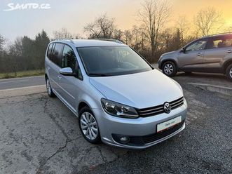volkswagen touran 2.0tdi dsg highline 7.míst tz
