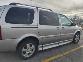 2007 chevrolet uplander wheelchair accessible van side entry