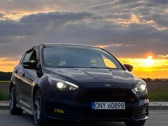 ford focus 2.0 ecoboost st