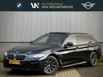 bmw 5-serie touring 530e xdrive m-sport high executive | panoramadak | laserlicht | harman kardon | hud | achteras besturing | elektrische trekhaak | adaptive c