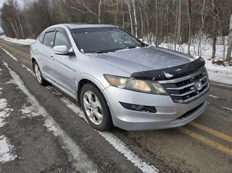 honda crosstour awd 2010