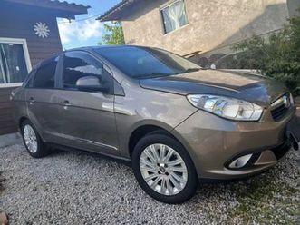 fiat grand siena essence 1.6 flex 16v 2015