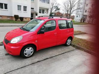 toyota yaris verso / 27.09.2001 - hu 04.20...