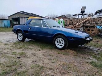 fiat oldtimer fiat x1/9 mit papiere und schlüssel