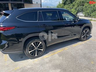 toyota-highlander-premium-paket