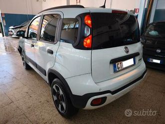 fiat panda cross 1.0 hybrid incidentata