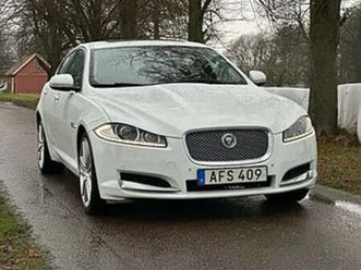 jaguar xf 2.2 tdi4 euro 5, sveensksåld, sollucka, skinn, kamera, gps