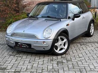 mini cooper 1.6 essence panoramique automatique