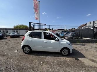 hyundai i10 1.1i 2012 facelift #airco #bas kilomètres #1 an de garantie
