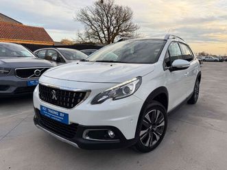 peugeot 2008 1.2i puretech 110pk navi leder pano-dak camera pdc
